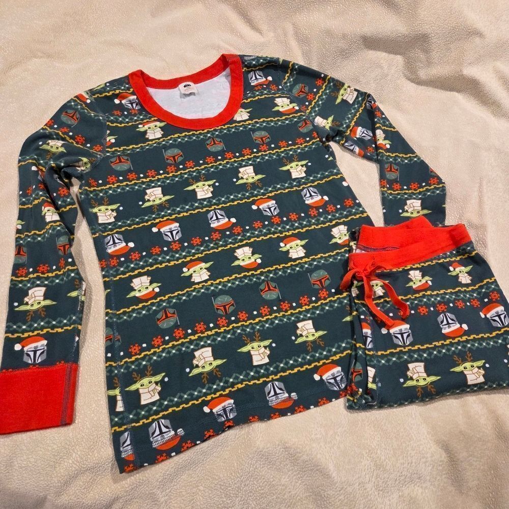 Hanna Andersson Star Wars Mandalorian Christmas Pajama Set, Womens L